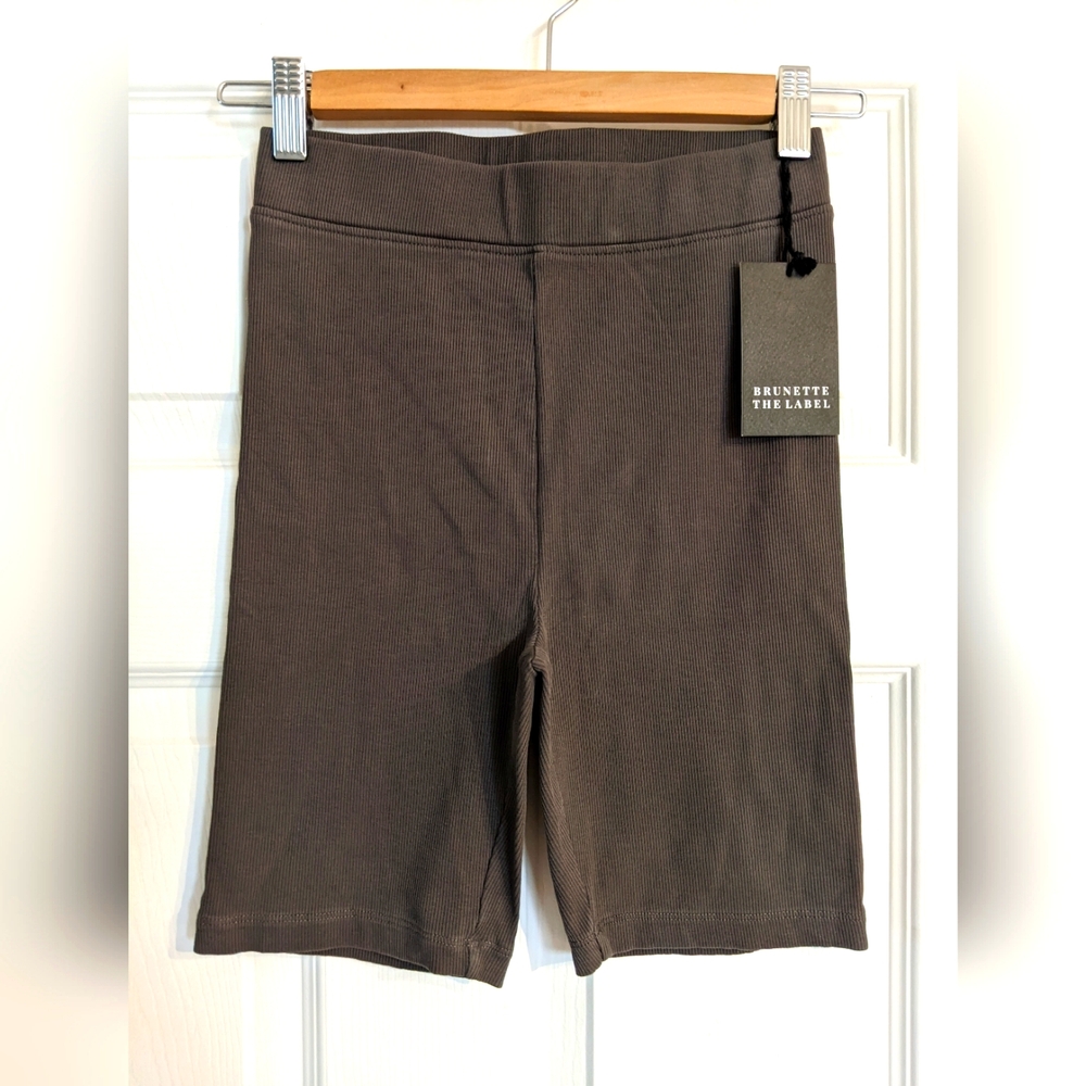 Brunette The Label Women's Ribbed Grey Shorts🩶
